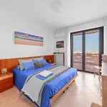 Vista Lago E Piscina - Apt Di Design A Desenzano