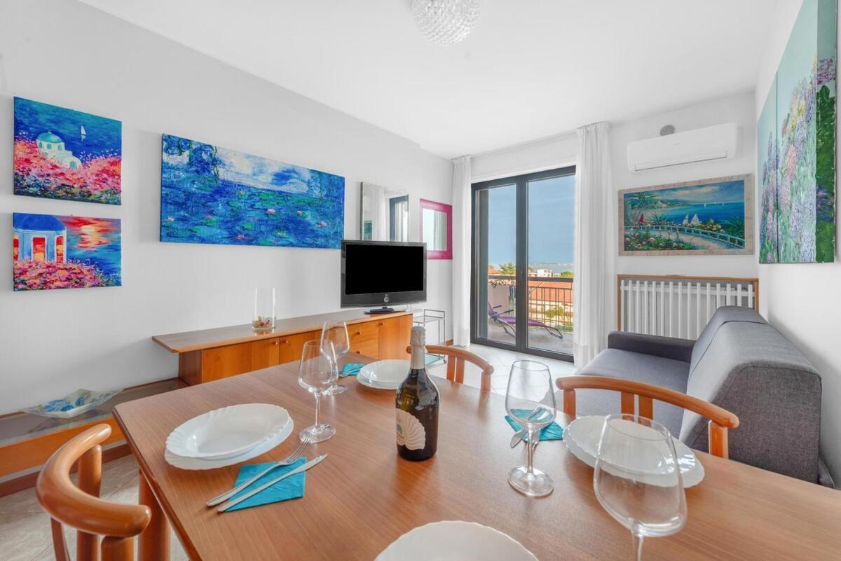 Appartement Vista E Piscina - Di Design A Desenzano